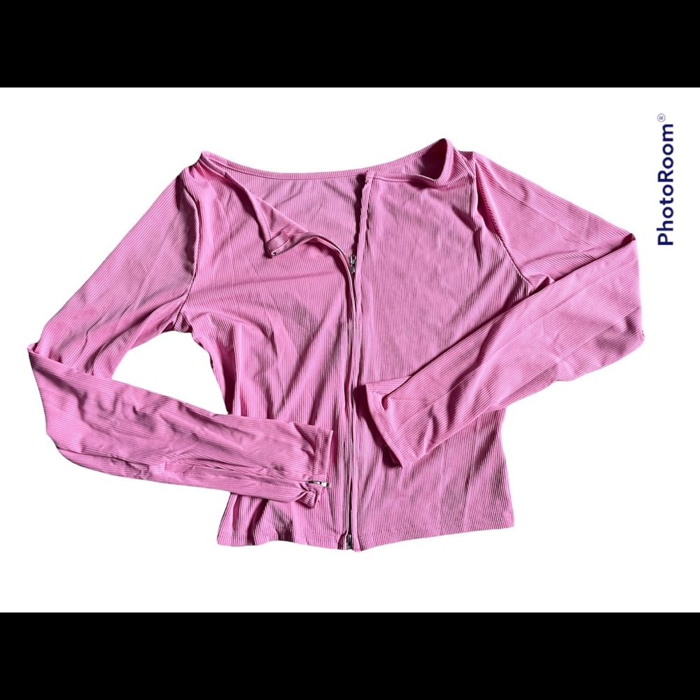 pink zip up long sleeved shirt